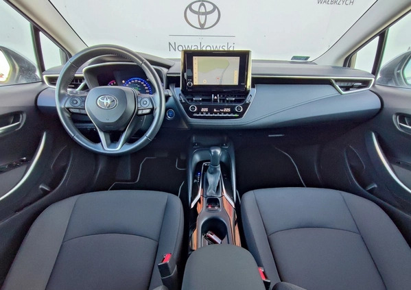 Toyota Corolla cena 93900 przebieg: 90571, rok produkcji 2021 z Wałbrzych małe 301